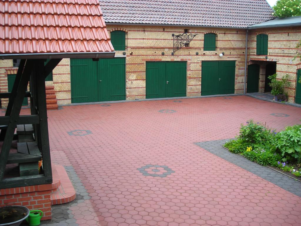 Ferienwohnung Auf Ehem. Alten Bauernhof Либенвальде Экстерьер фото